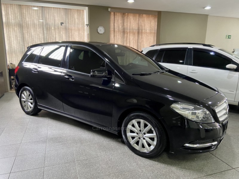 B 200 1.6 TURBO GASOLINA 4P AUTOMÁTICO - 2013 - CAXIAS DO SUL