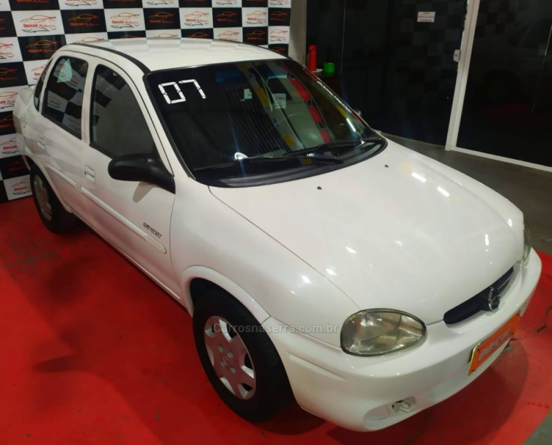 classic 1.6 mpfi spirit 8v gasolina 4p manual 2007 caxias do sul