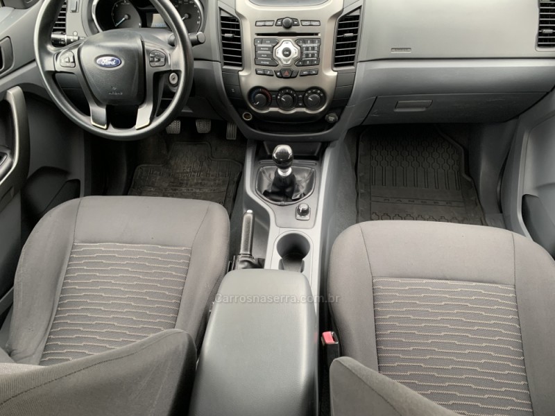 RANGER 3.2 XLS 4X4 CD 20V DIESEL 4P MANUAL - 2015 - CAXIAS DO SUL
