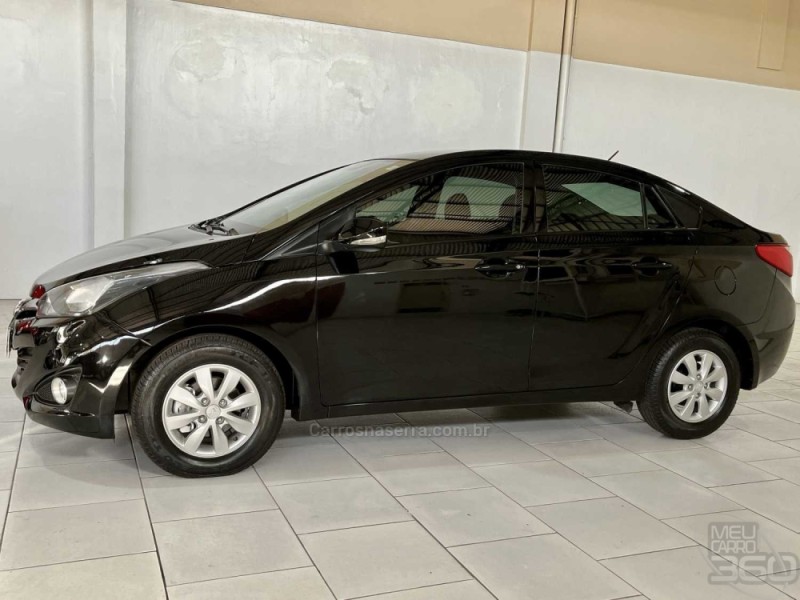 HB20S 1.6 COMFORT PLUS 16V FLEX 4P MANUAL - 2014 - ESTâNCIA VELHA