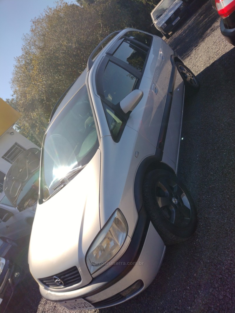 zafira 2.0 mpfi cd 8v gasolina 4p manual 2004 sapiranga