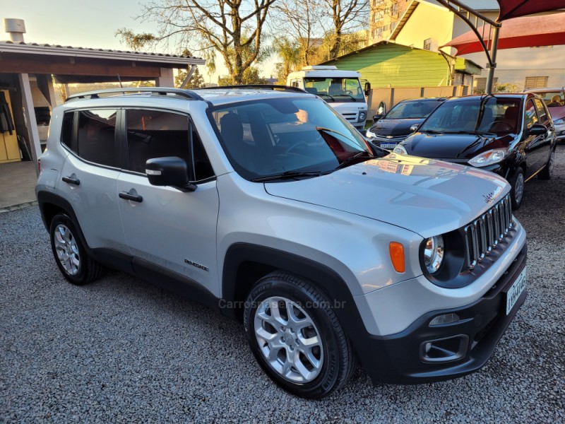 RENEGADE 1.8 16V FLEX SPORT 4P AUTOMÁTICO - 2018 - CARLOS BARBOSA