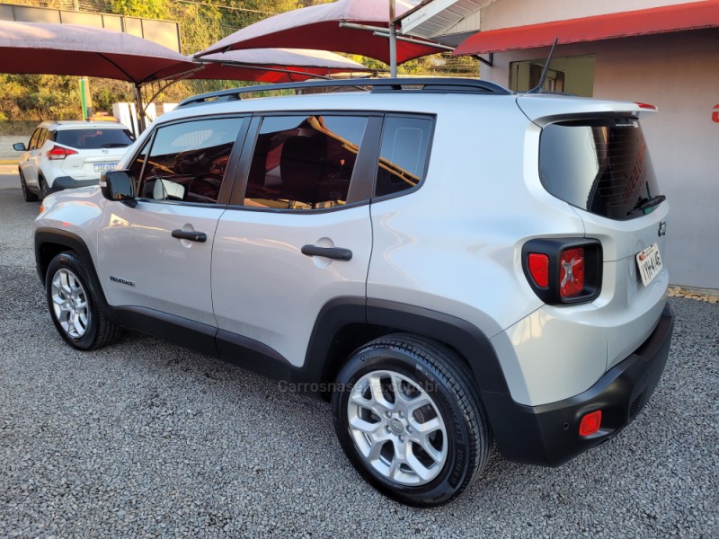 RENEGADE 1.8 16V FLEX SPORT 4P AUTOMÁTICO - 2018 - CARLOS BARBOSA