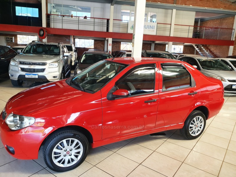 SIENA 1.0 MPI FIRE 8V FLEX 4P MANUAL - 2011 - FARROUPILHA