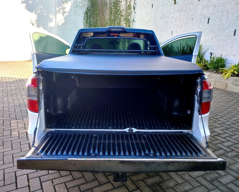 MONTANA 1.4 MPFI LS CS 8V FLEX 2P MANUAL - 2015 - SAPIRANGA