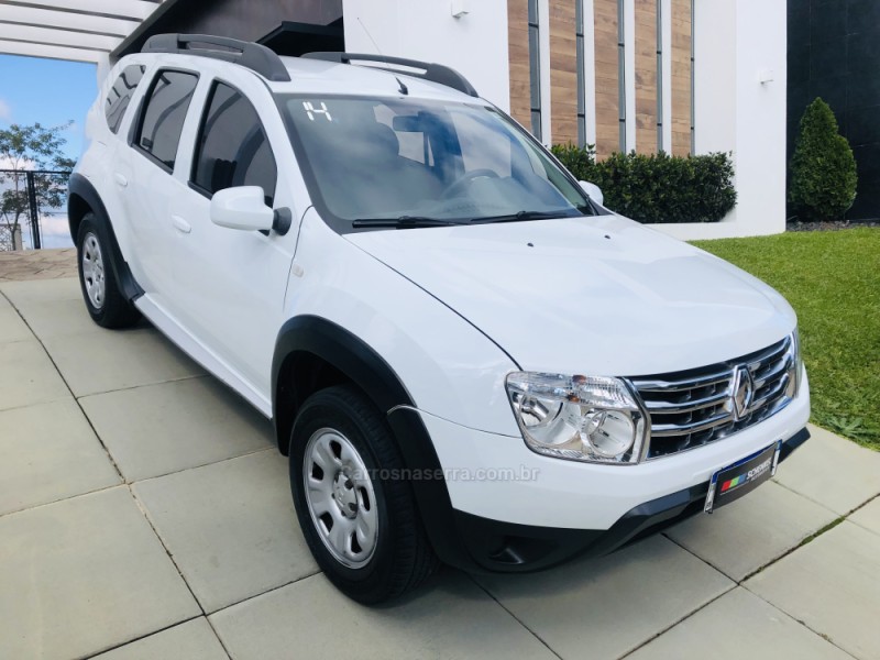 DUSTER 1.6 EXPRESSION 4X2 16V FLEX 4P MANUAL - 2014 - NOVA PETRóPOLIS
