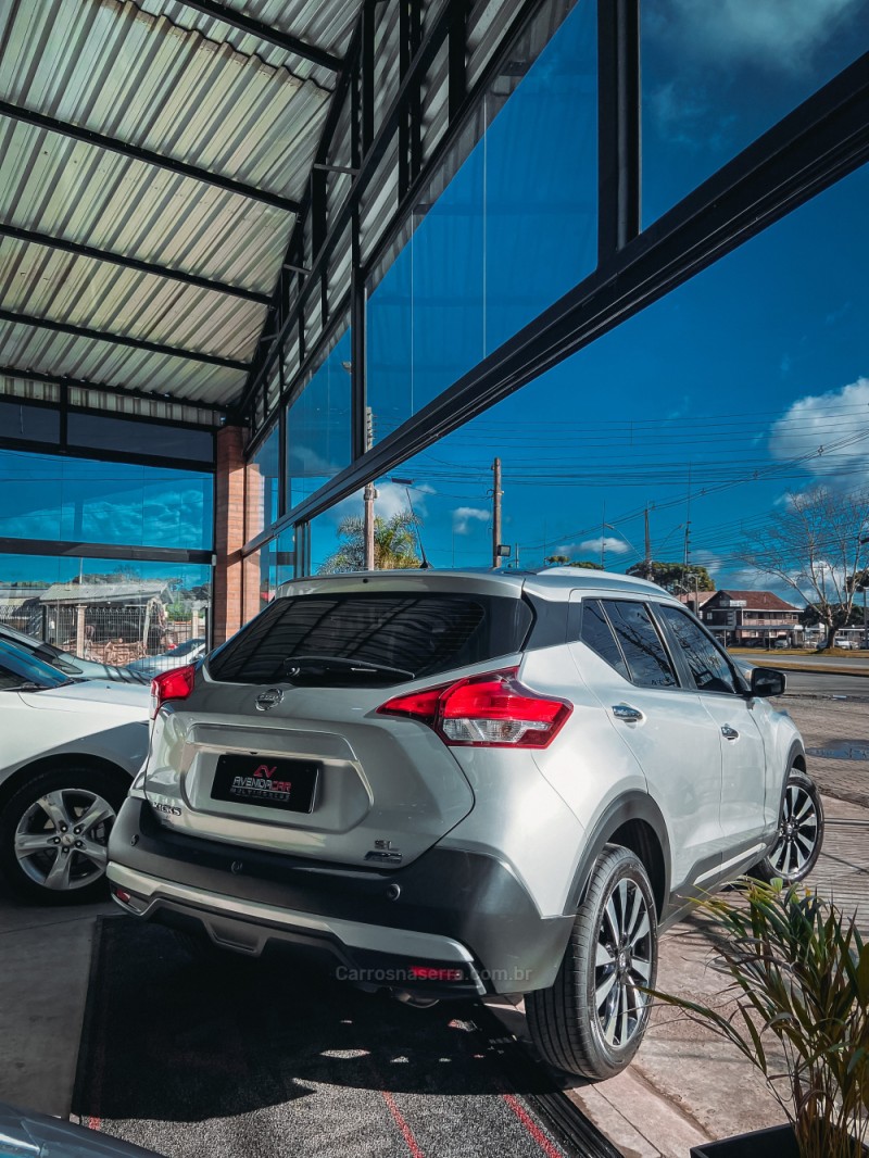 kicks 1.6 16v flex s xtronic 4p automatico 2018 canela