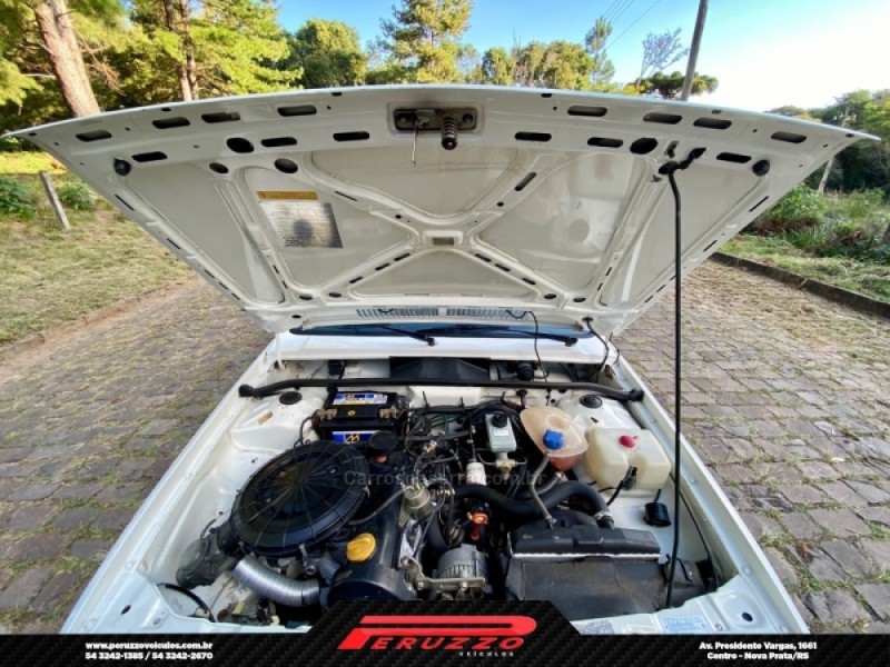 GOL 1.8 GL 8V GASOLINA 2P MANUAL - 1994 - NOVA PRATA