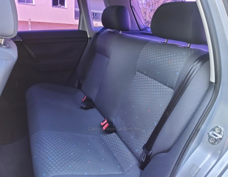 POLO 1.6 MI 8V FLEX 4P MANUAL - 2005 - NãO-ME-TOQUE
