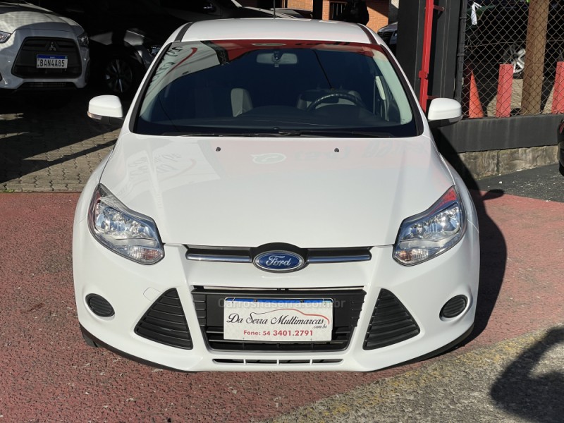 FOCUS 1.6 S 16V FLEX 4P MANUAL - 2015 - FARROUPILHA