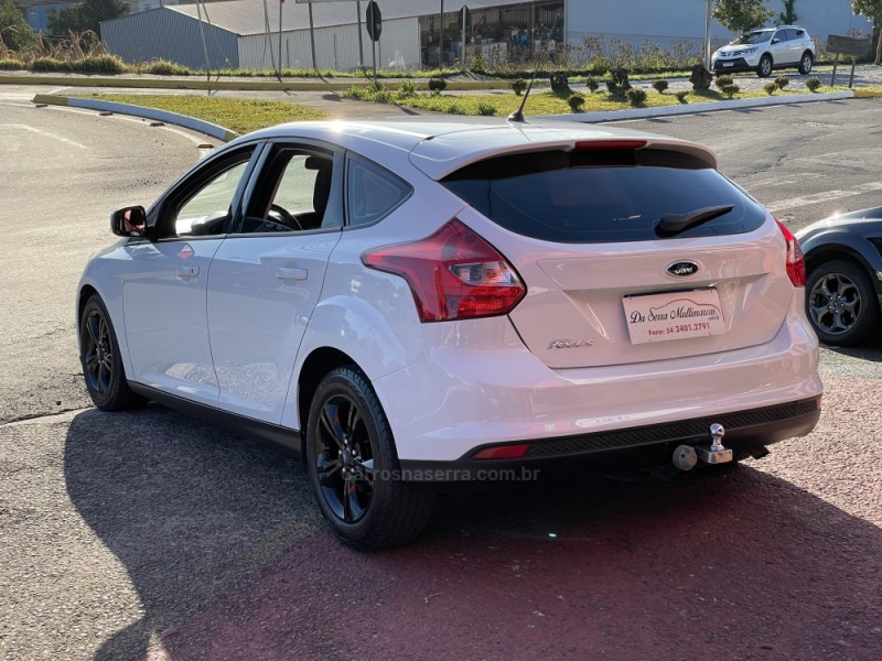 FOCUS 1.6 S 16V FLEX 4P MANUAL - 2015 - FARROUPILHA