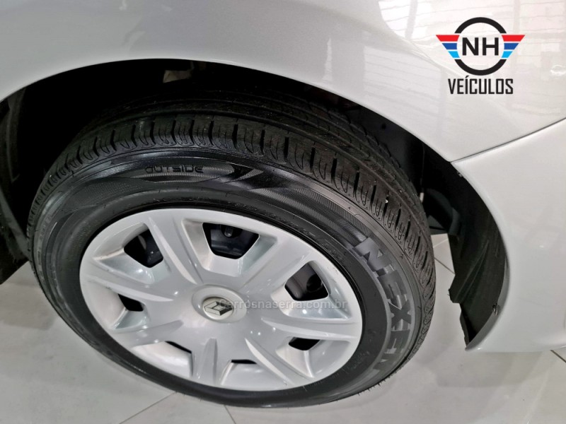 LOGAN 1.0 AUTHENTIQUE 12V FLEX 4P MANUAL - 2020 - NOVO HAMBURGO