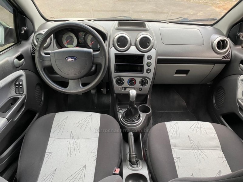 FIESTA 1.6 MPI CLASS HATCH 8V FLEX 4P MANUAL - 2010 - CAMPO BOM