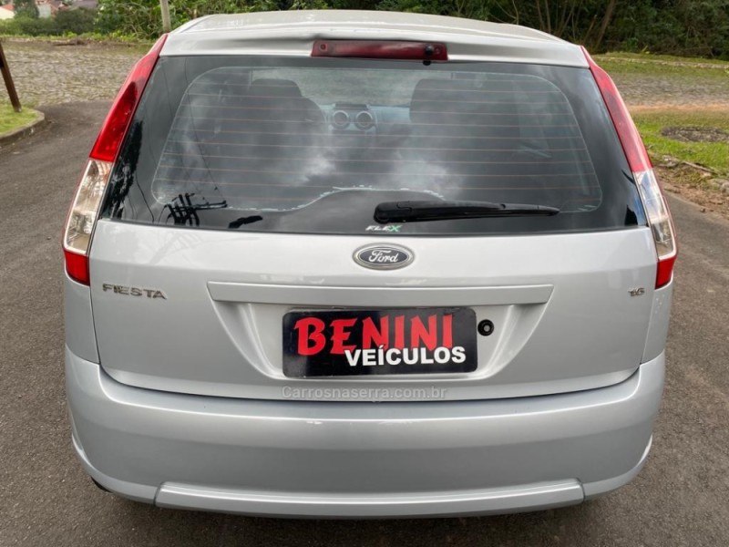 FIESTA 1.6 MPI CLASS HATCH 8V FLEX 4P MANUAL - 2010 - CAMPO BOM