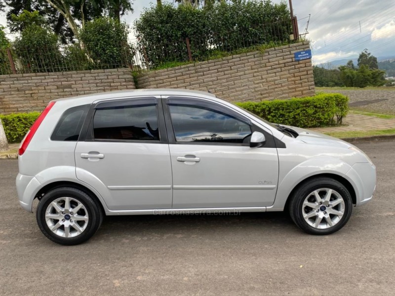 FIESTA 1.6 MPI CLASS HATCH 8V FLEX 4P MANUAL - 2010 - CAMPO BOM
