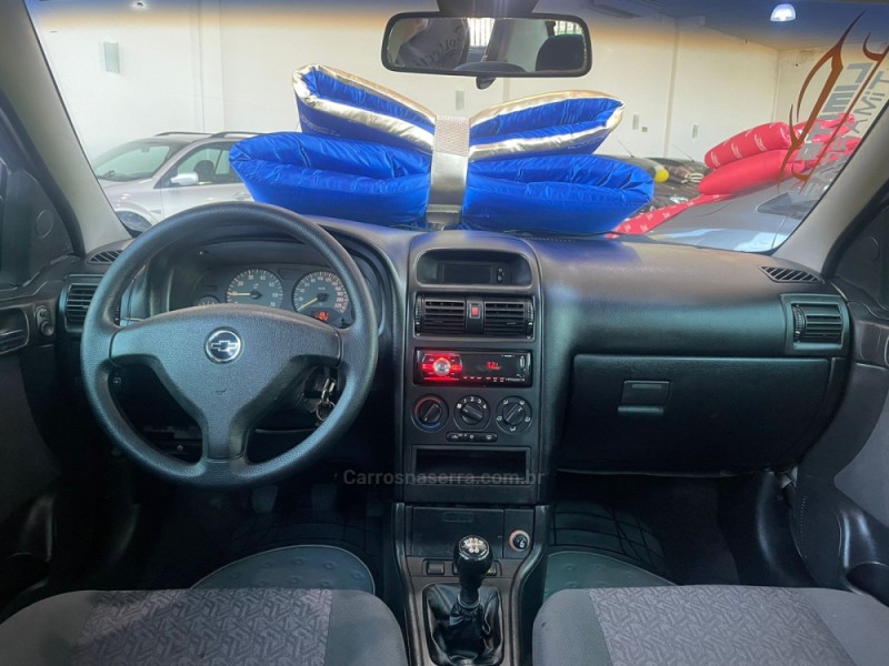 ASTRA 2.0 MPFI COMFORT SEDAN 8V FLEX 4P MANUAL - 2006 - NOVO HAMBURGO