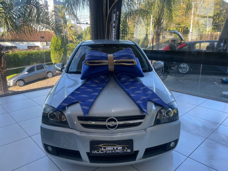 ASTRA 2.0 MPFI COMFORT SEDAN 8V FLEX 4P MANUAL