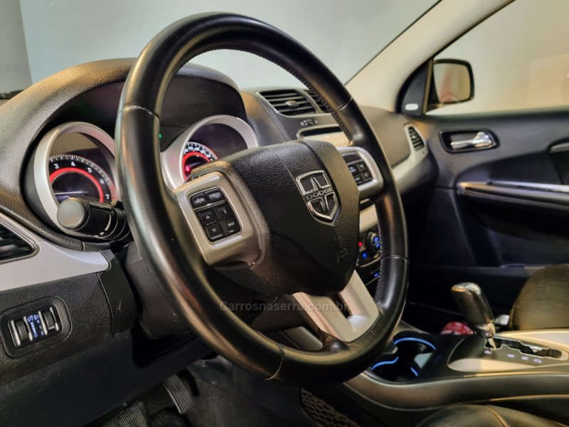 JOURNEY 3.6 RT V6 GASOLINA 4P AUTOMÁTICO - 2012 - BENTO GONçALVES