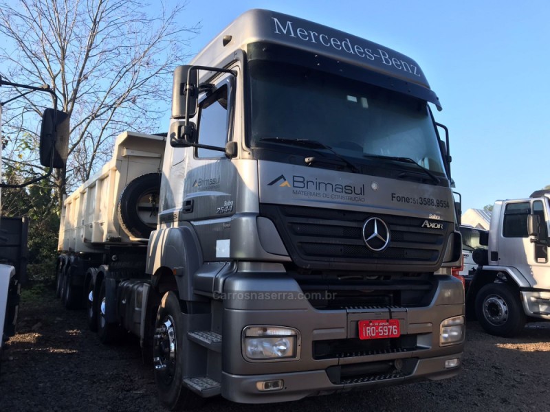 axor 2544 s 6x2 2011 portao