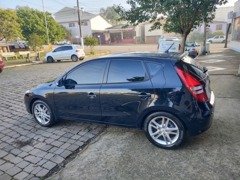 I30 2.0 MPFI GLS 16V GASOLINA 4P MANUAL - 2012 - GUAPORé
