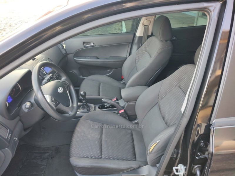 I30 2.0 MPFI GLS 16V GASOLINA 4P MANUAL - 2012 - GUAPORé