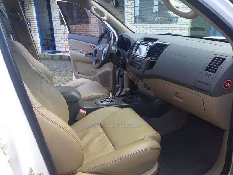 HILUX SW4 3.0 SRV 4X4 16V TURBO INTERCOOLER DIESEL 4P AUTOMÁTICO - 2012 - CAXIAS DO SUL