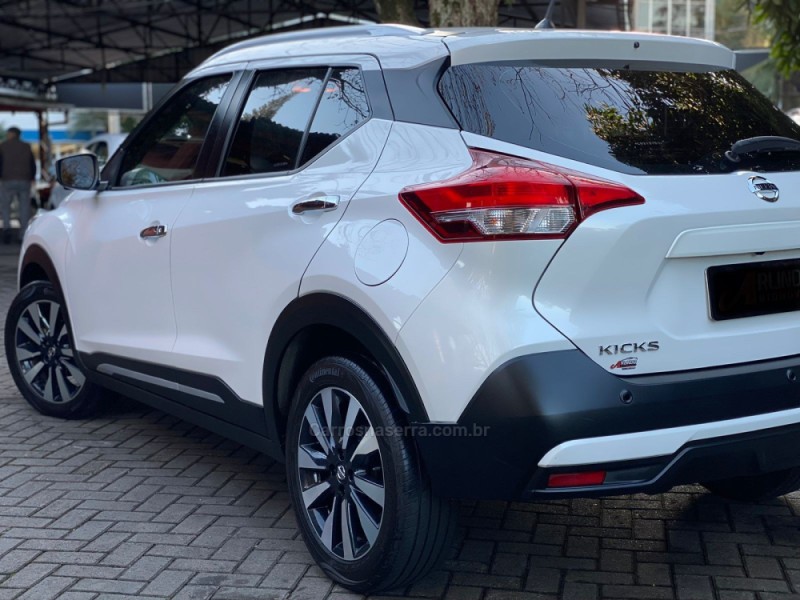 KICKS 1.6 16V FLEX SL 4P XTRONIC - 2020 - PAROBé