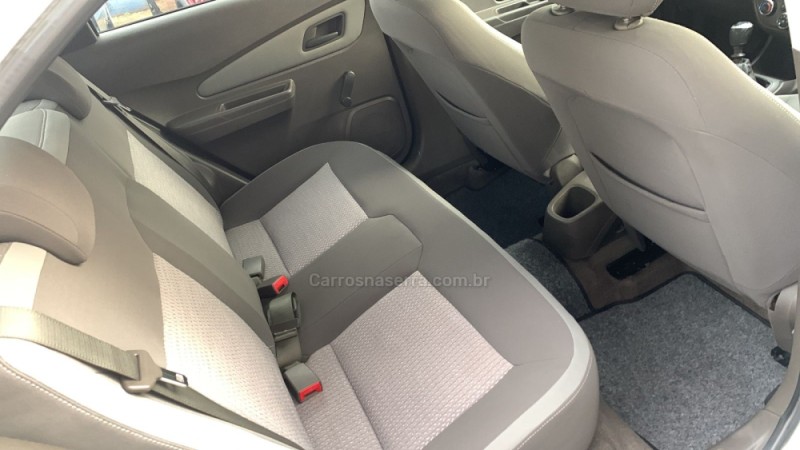 COBALT 1.4 SFI LT 8V FLEX 4P MANUAL - 2013 - FARROUPILHA