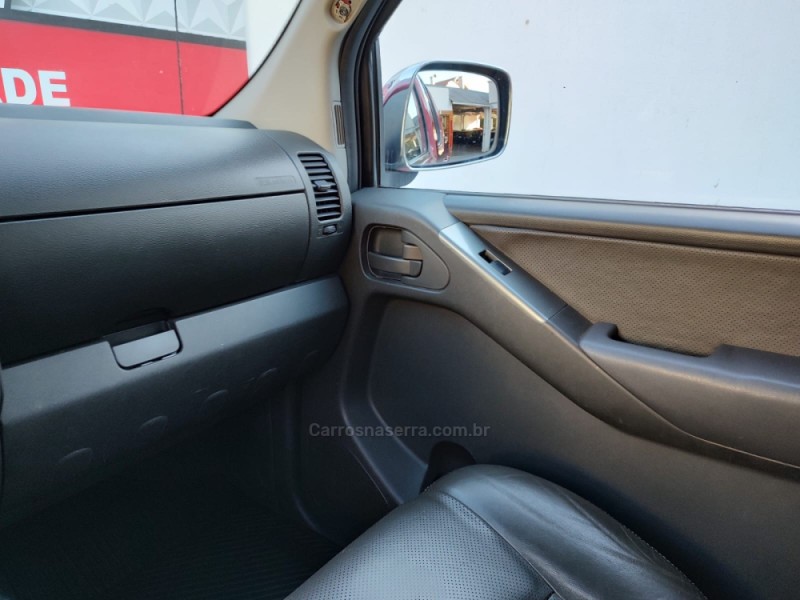 FRONTIER 2.5 LE 4X4 CD TURBO ELETRONIC DIESEL 4P AUTOMÁTICO - 2013 - CASCA