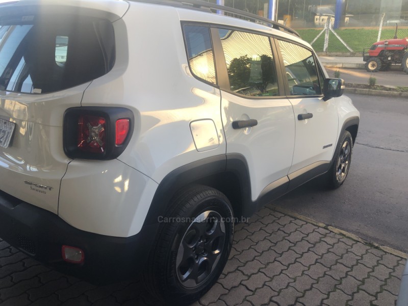 RENEGADE 1.8 16V FLEX SPORT 4P MANUAL - 2017 - VALE REAL