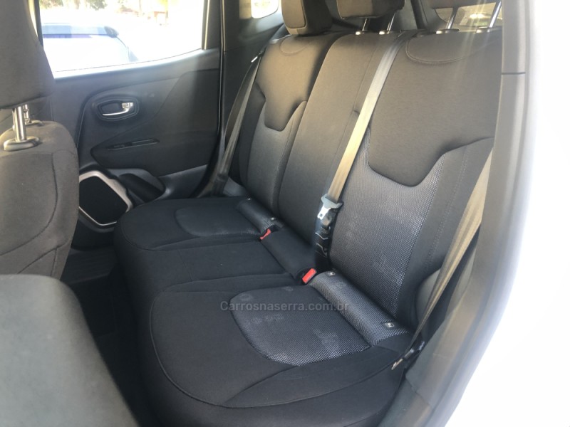 RENEGADE 1.8 16V FLEX SPORT 4P MANUAL - 2017 - VALE REAL