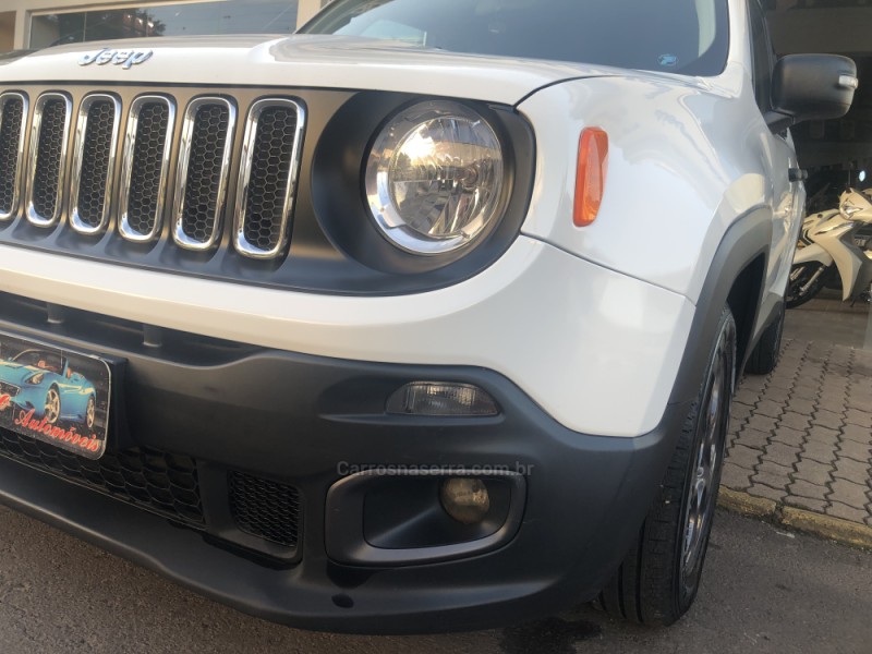 RENEGADE 1.8 16V FLEX SPORT 4P MANUAL - 2017 - VALE REAL