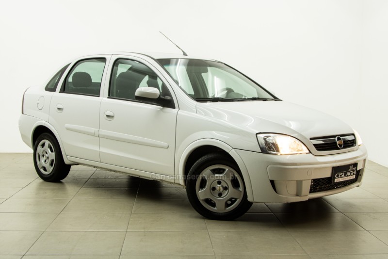 CORSA 1.4 MPFI PREMIUM SEDAN 8V FLEX 4P MANUAL - 2010 - CARLOS BARBOSA