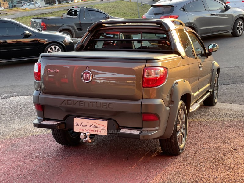 STRADA 1.8 MPI ADVENTURE LOCKER CD 16V FLEX 3P MANUAL - 2019 - FARROUPILHA