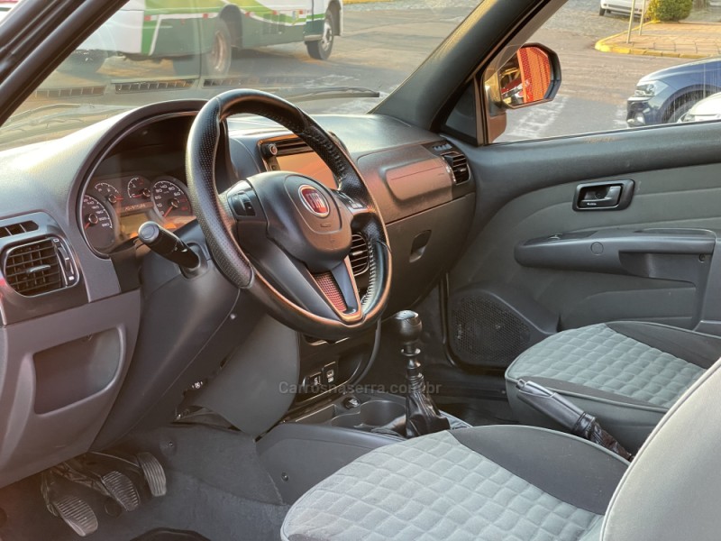 STRADA 1.8 MPI ADVENTURE LOCKER CD 16V FLEX 3P MANUAL - 2019 - FARROUPILHA