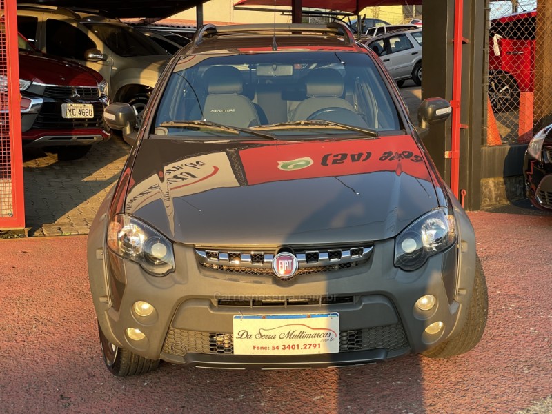 STRADA 1.8 MPI ADVENTURE LOCKER CD 16V FLEX 3P MANUAL - 2019 - FARROUPILHA