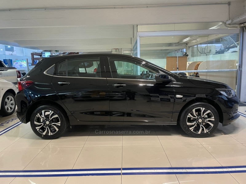 ONIX 1.0 PREMIER 12V TURBO FLEX 4P AUTOMÁTICO - 2023 - CAXIAS DO SUL