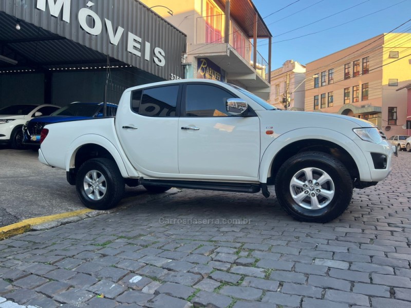L200 TRITON 3.2 HPE 4X4 CD 16V TURBO INTERCOOLER DIESEL 4P AUTOMÁTICO - 2012 - GARIBALDI