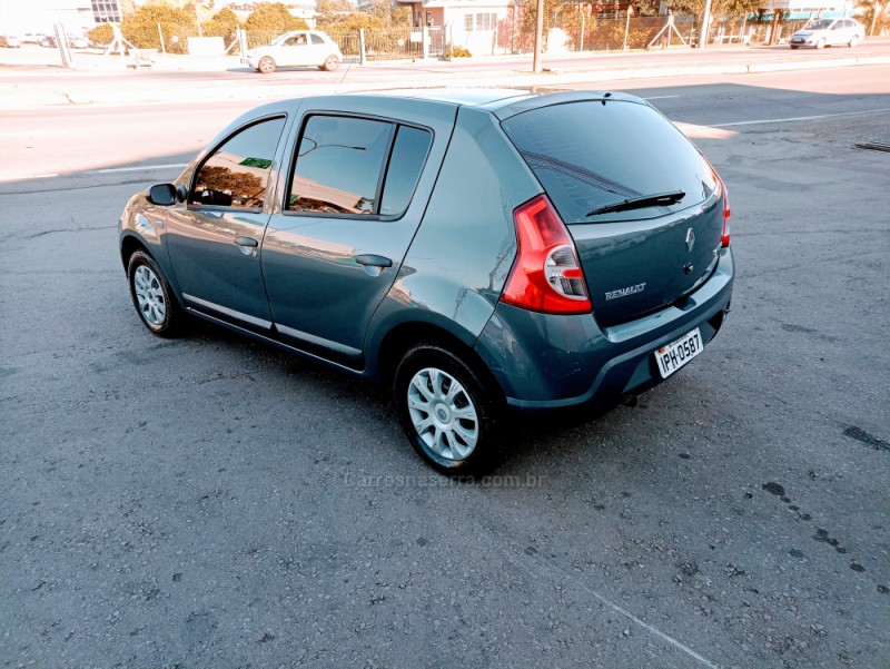 SANDERO 1.0 EXPRESSION 16V FLEX 4P MANUAL