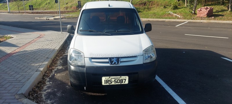 PARTNER 1.6 FURGÃO 16V GASOLINA 3P MANUAL - 2011 - BOM PRINCíPIO