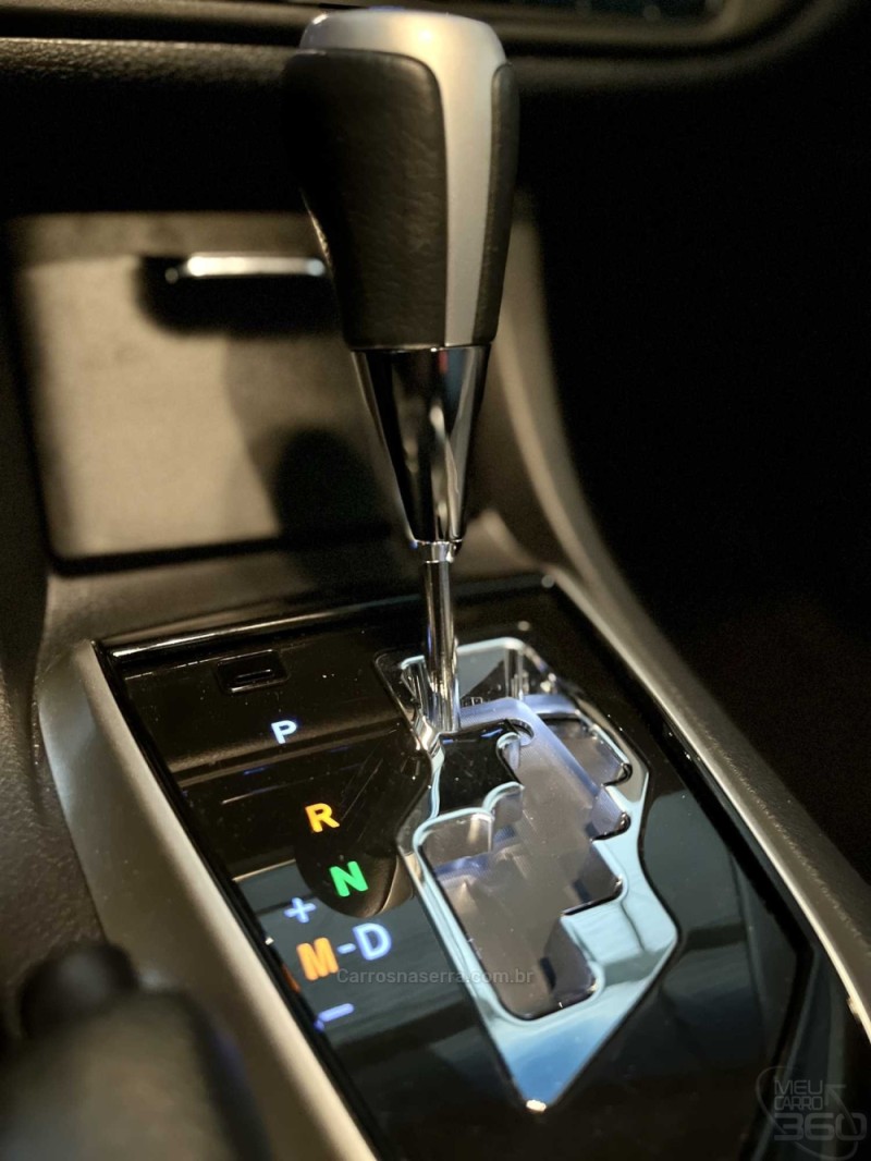 COROLLA 2.0 XEI 16V FLEX 4P AUTOMÁTICO - 2019 - ESTâNCIA VELHA