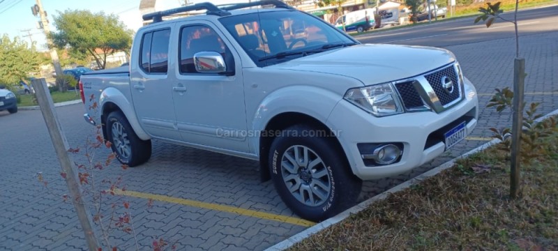 FRONTIER 2.5 SL 4X4 CD TURBO ELETRONIC DIESEL 4P AUTOMÁTICO - 2015 - CAXIAS DO SUL