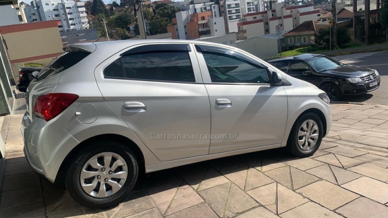 ONIX 1.0 MPFI LT 8V FLEX 4P MANUAL - 2019 - GARIBALDI