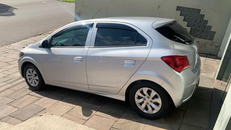 ONIX 1.0 MPFI LT 8V FLEX 4P MANUAL - 2019 - GARIBALDI