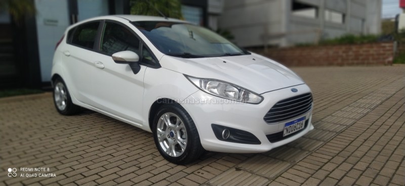 fiesta 1.6 se hatch 16v flex 4p automatico 2015 farroupilha