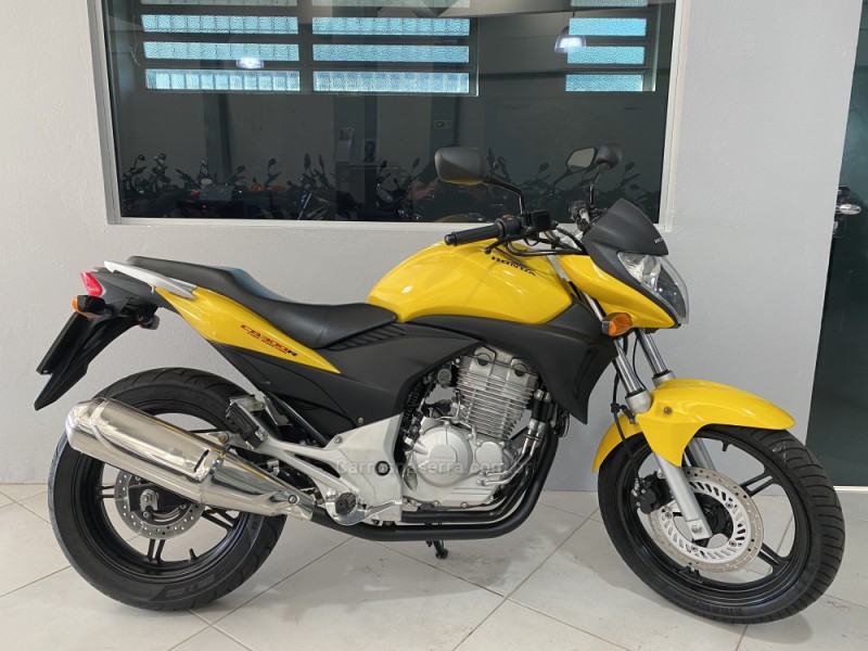 CB 300R 