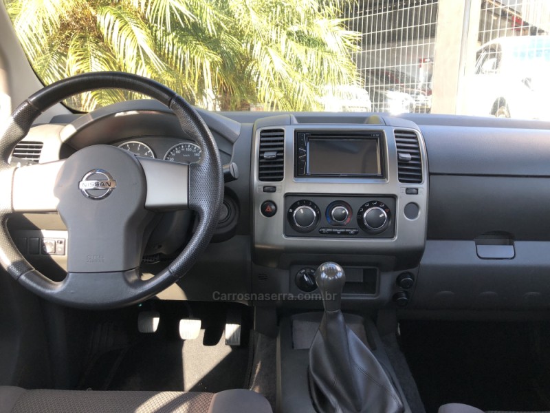 FRONTIER 2.5 S 4X4 CD TURBO ELETRONIC DIESEL 4P MANUAL - 2015 - GUAPORé