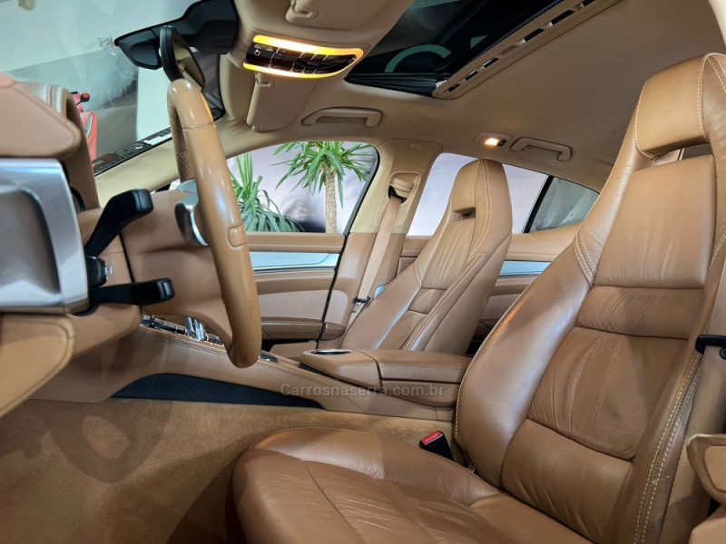 PANAMERA 4.8 S V8 GASOLINA 4P AUTOMÁTICO - 2011 - DOIS IRMãOS