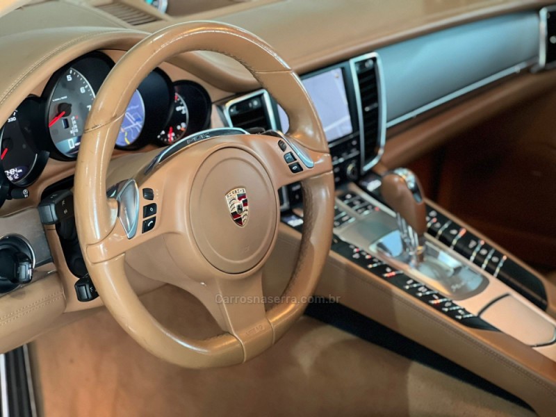 PANAMERA 4.8 S V8 GASOLINA 4P AUTOMÁTICO - 2011 - DOIS IRMãOS