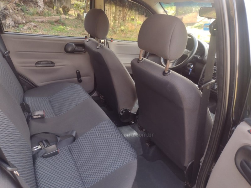 CLASSIC 1.0 MPFI LS 8V FLEX 4P MANUAL - 2012 - CANELA